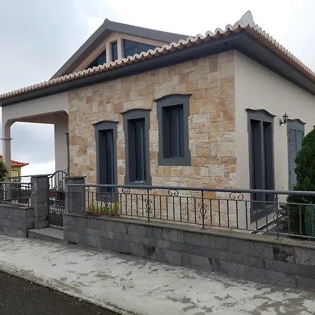 Casa Do Vale Da Estrela Apartmán *