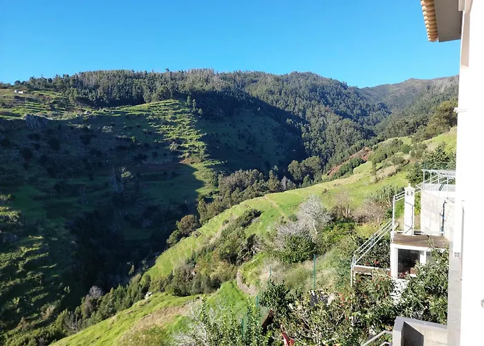 Casa Do Vale Da Estrela Lägenhet *